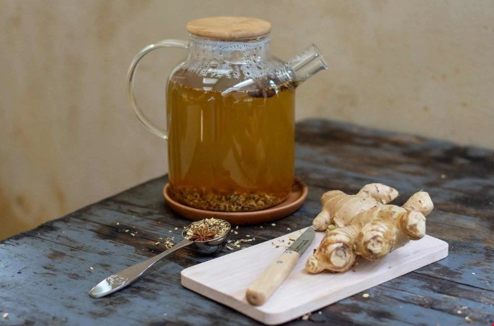 Herbsttipps: Rezept für Kräutertee & Apfel-birnen-kuchen